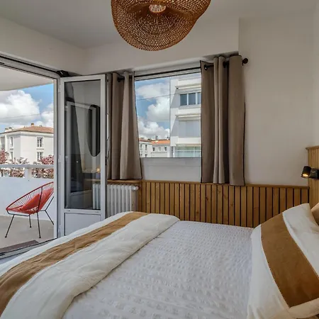 With Sea View Apartment